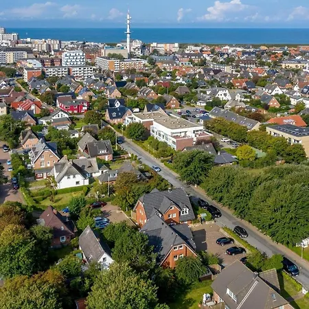 Alma &amp Eva, Whg 9