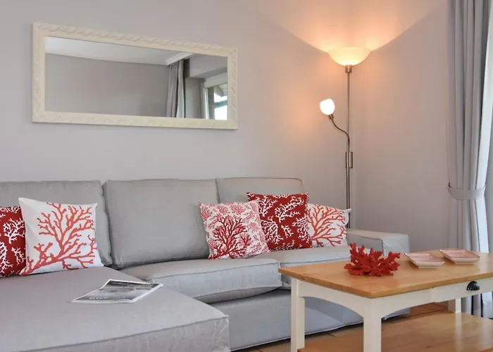 Alma &amp Eva, Whg 9 *